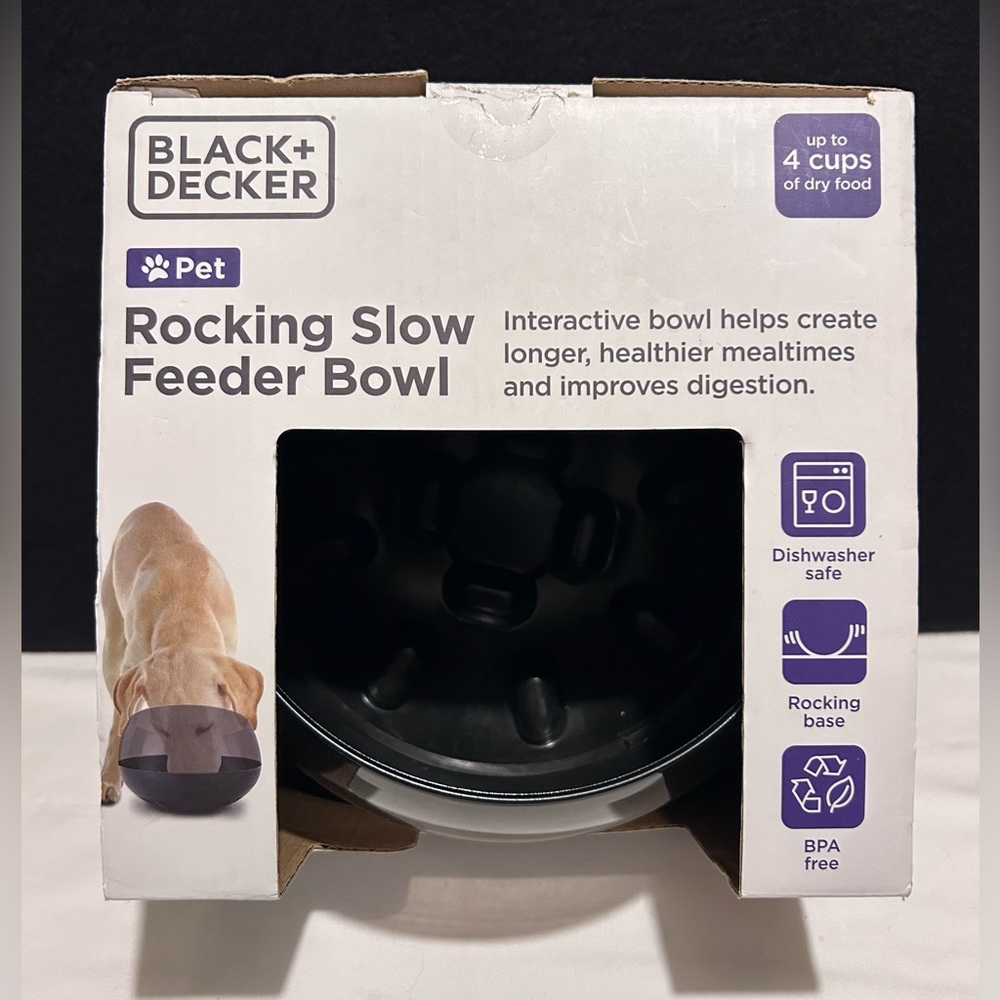BLACK AND DECKER ROCKING SLOW FEEDER FOR DOGS  Holds 4 Cups Easier Digestion